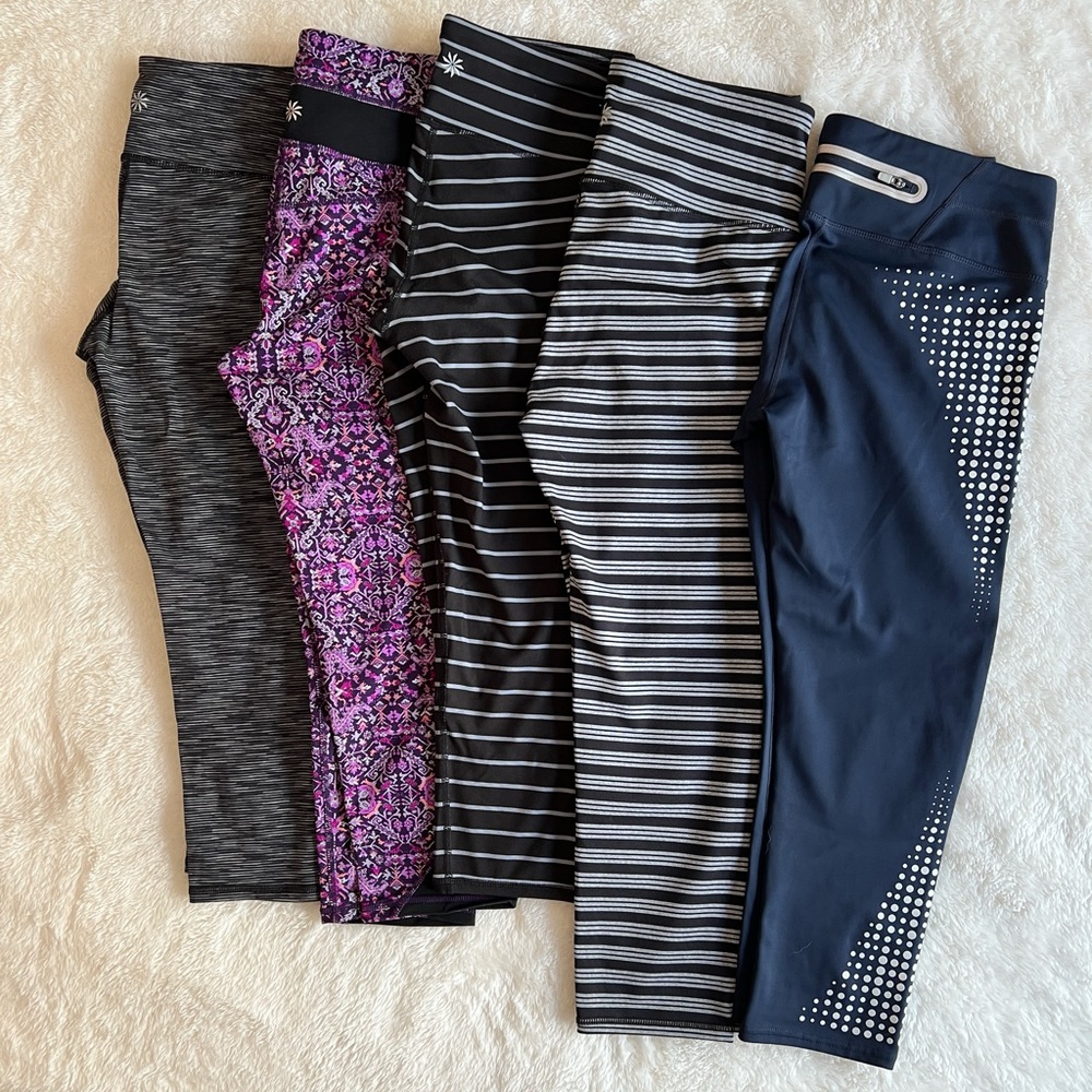 5 Athleta crop leggings, size small